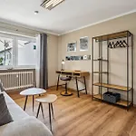 Tara Im Zentrum * Оберштауфен