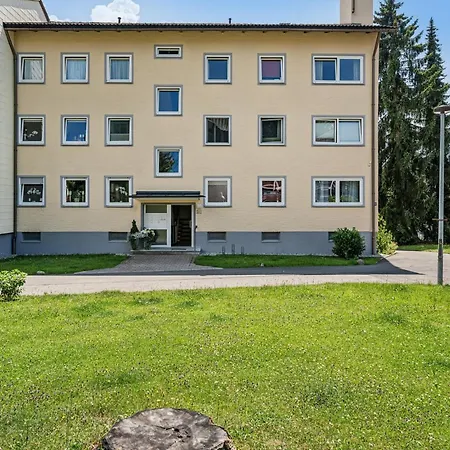 Tara Familienfreundliche 2-Zimmer-Wohnung Mit Grossem Balkon Apartmán