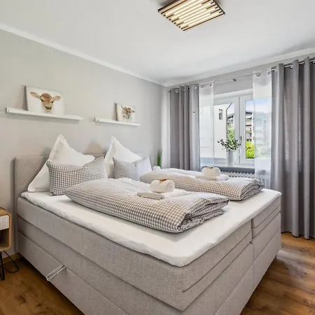 Tara Familienfreundliche 2-Zimmer-Wohnung Mit Grossem Balkon Apartmán *